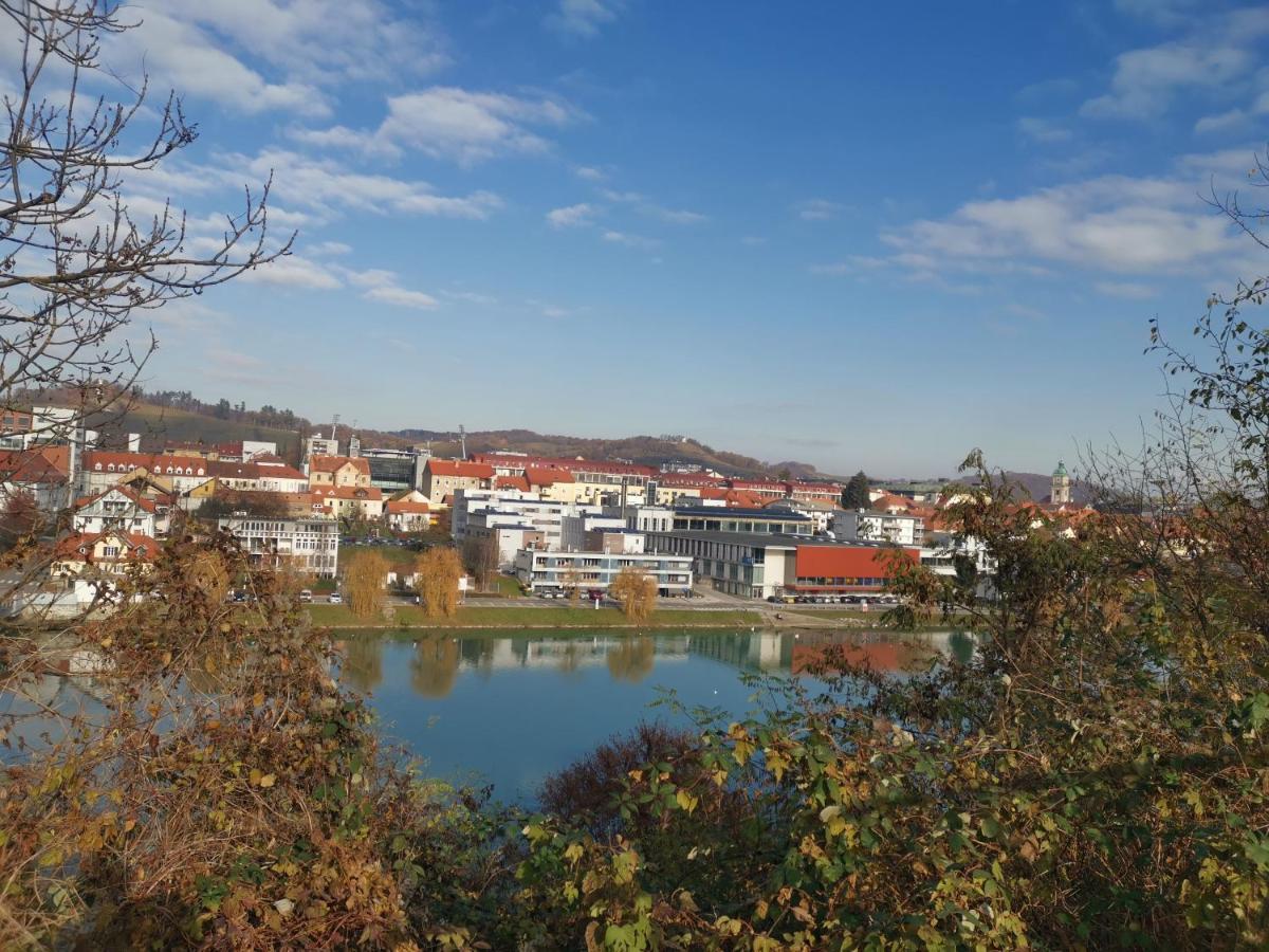 Apartment Lent Maribor Exteriör bild