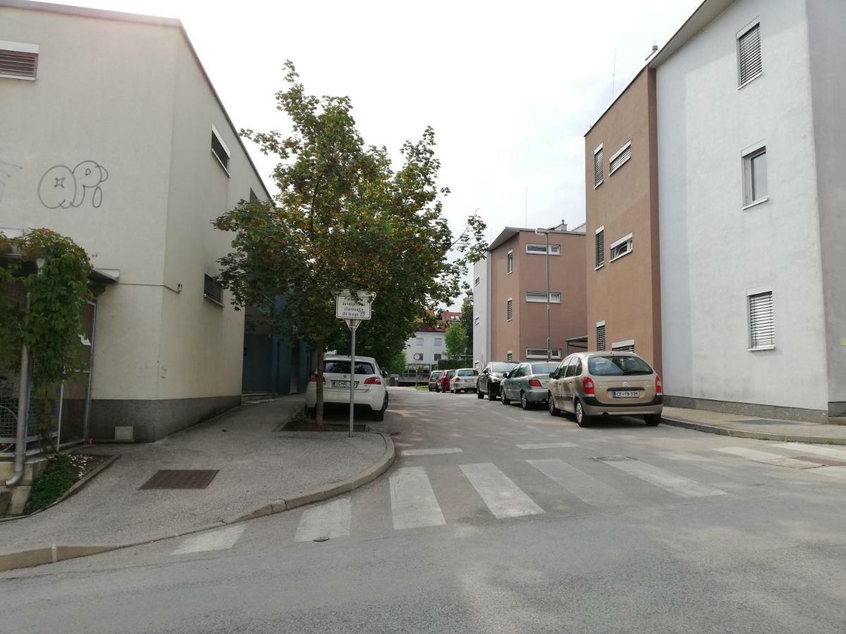 Apartment Lent Maribor Exteriör bild