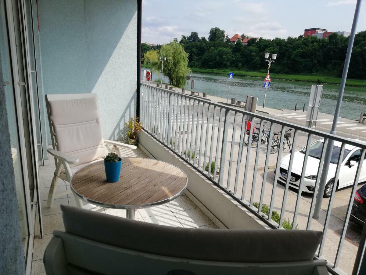 Apartment Lent Maribor Exteriör bild