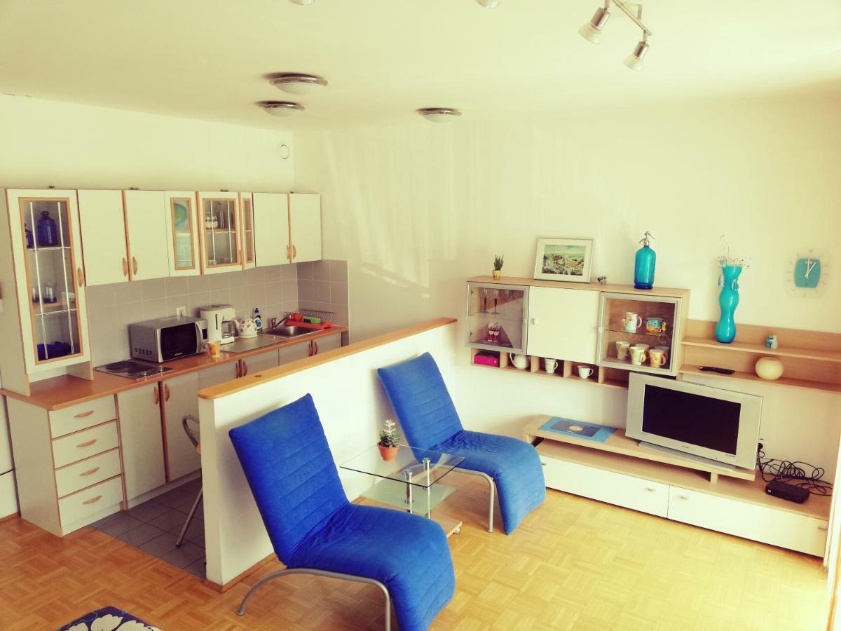 Apartment Lent Maribor Exteriör bild